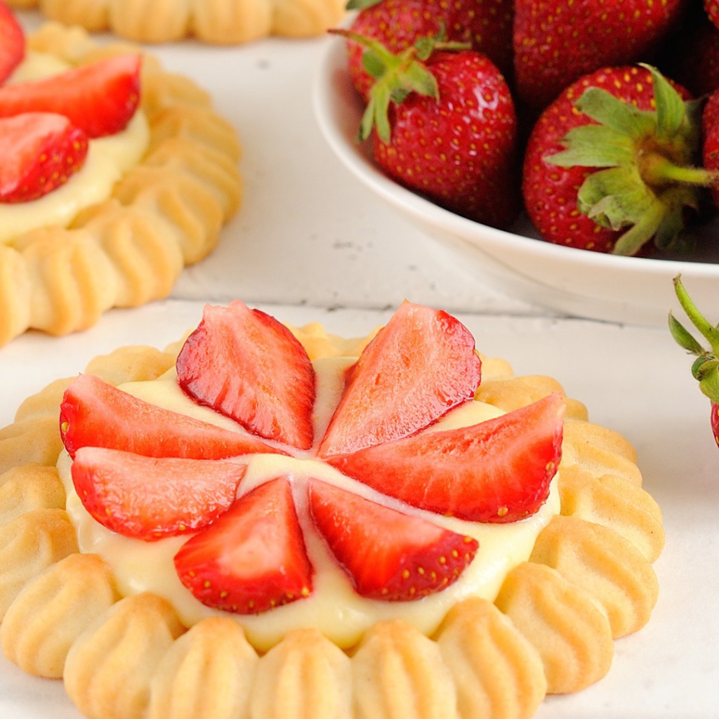 Клубничный десерт