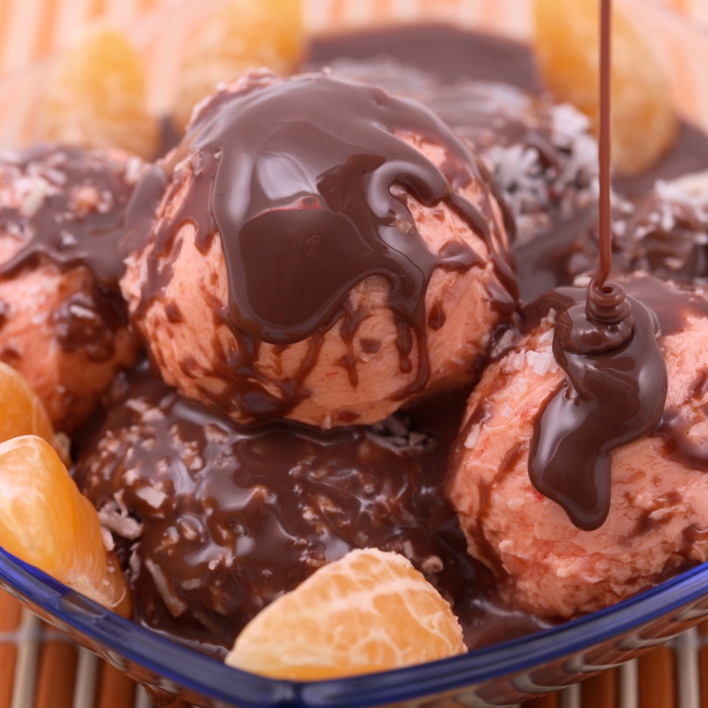 Морженое с шоколадом