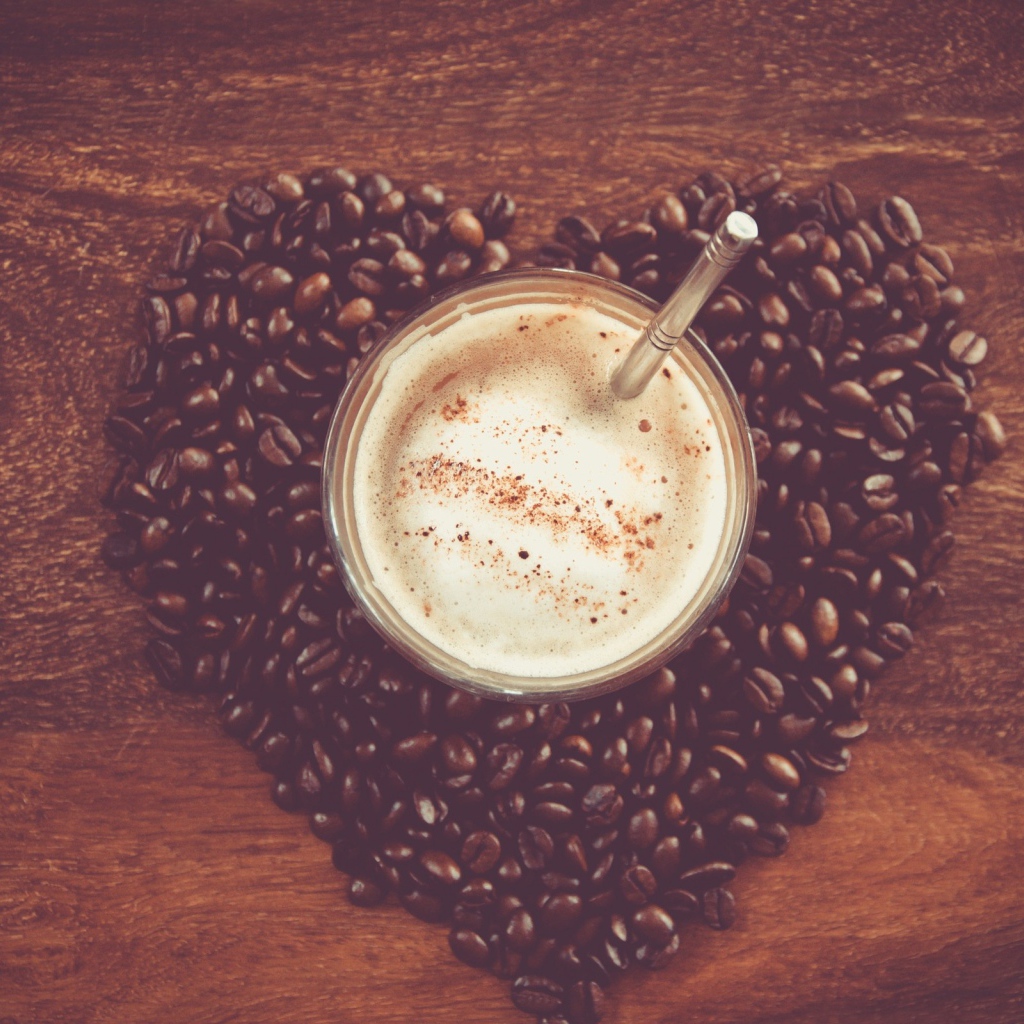 Сердечко из кофейных зерен