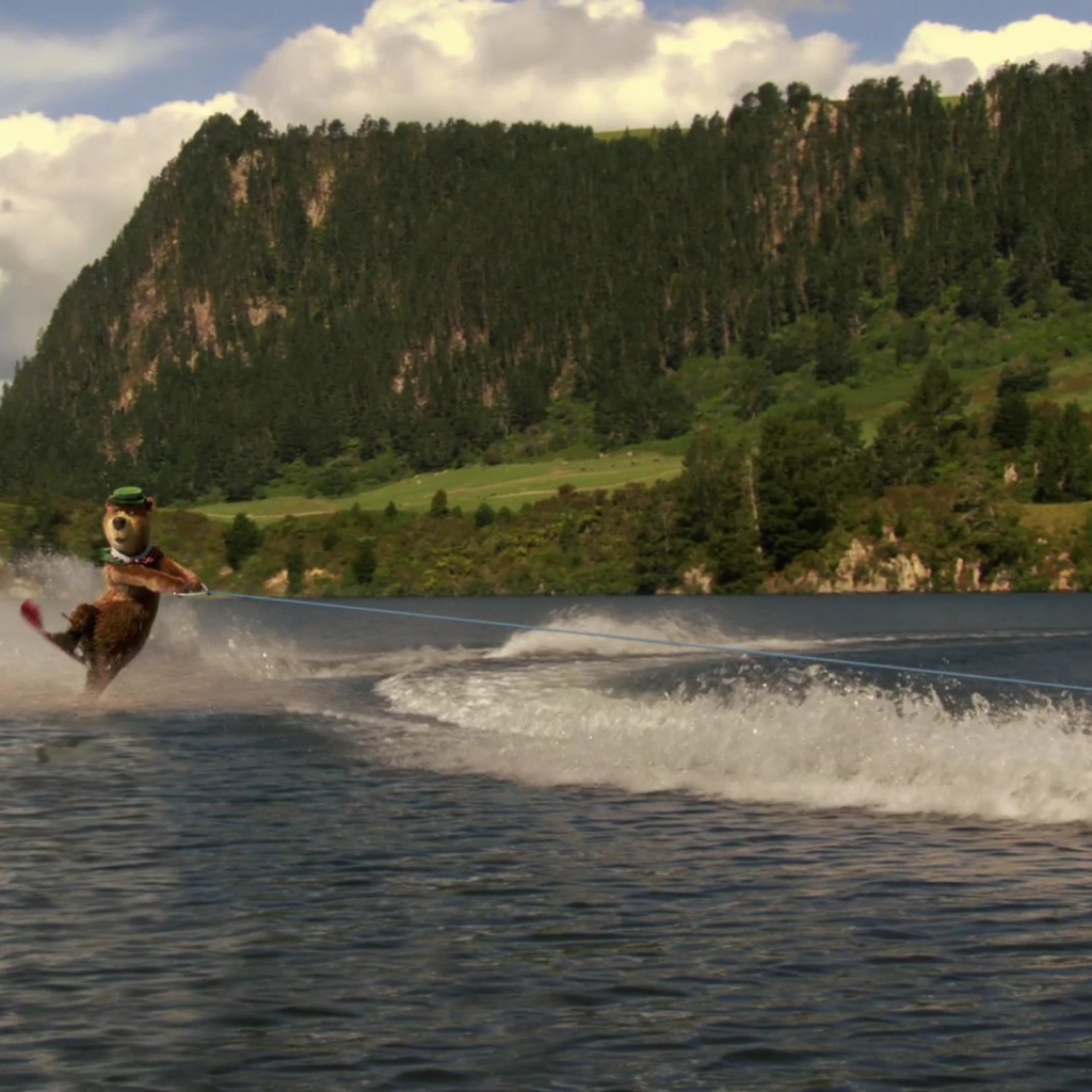 Медведь из мультфильма