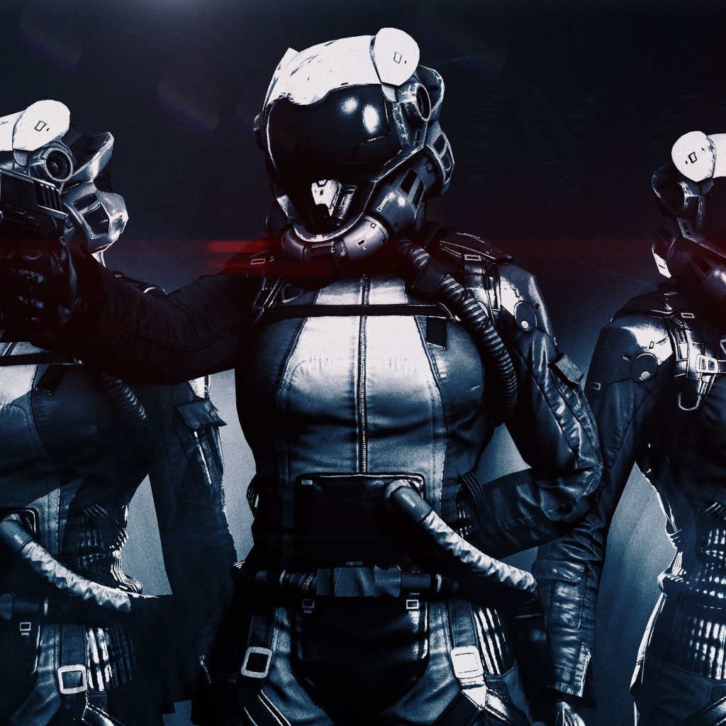 Космонавты с оружием