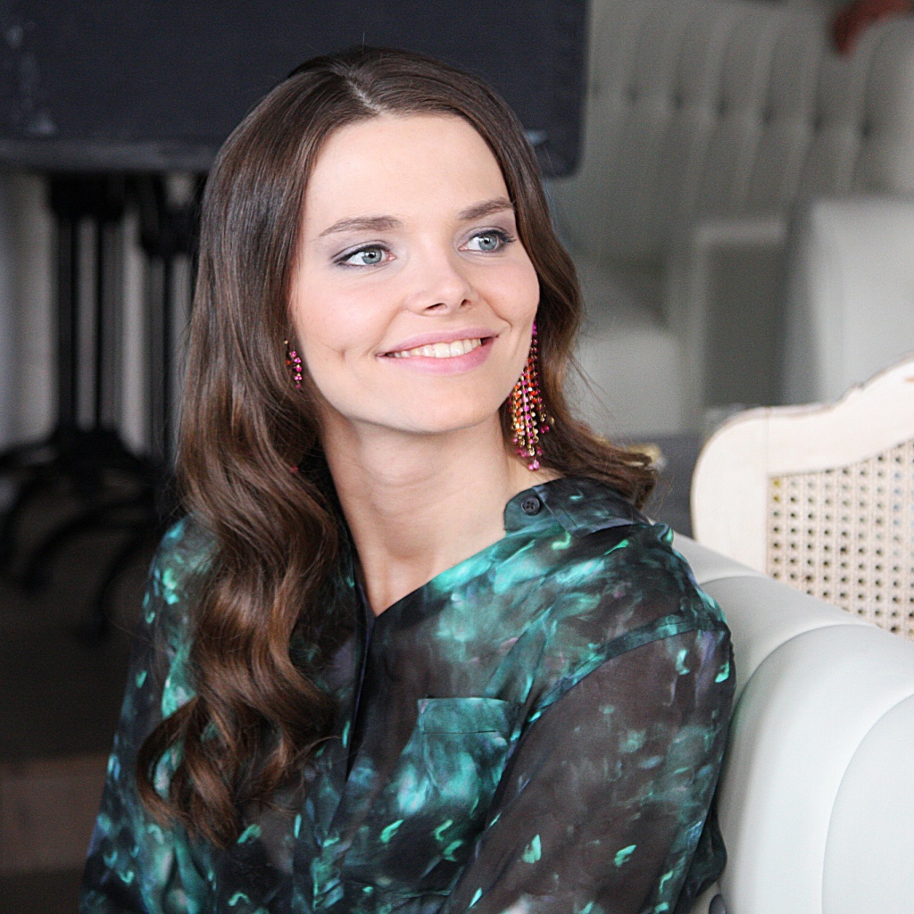 Красивая Елизавета Боярская