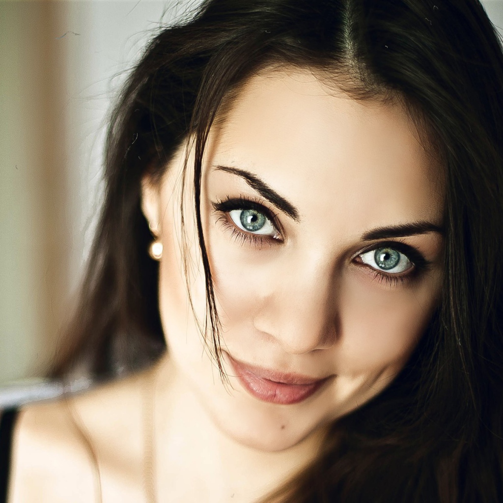 Популярная Настасья Самбурская