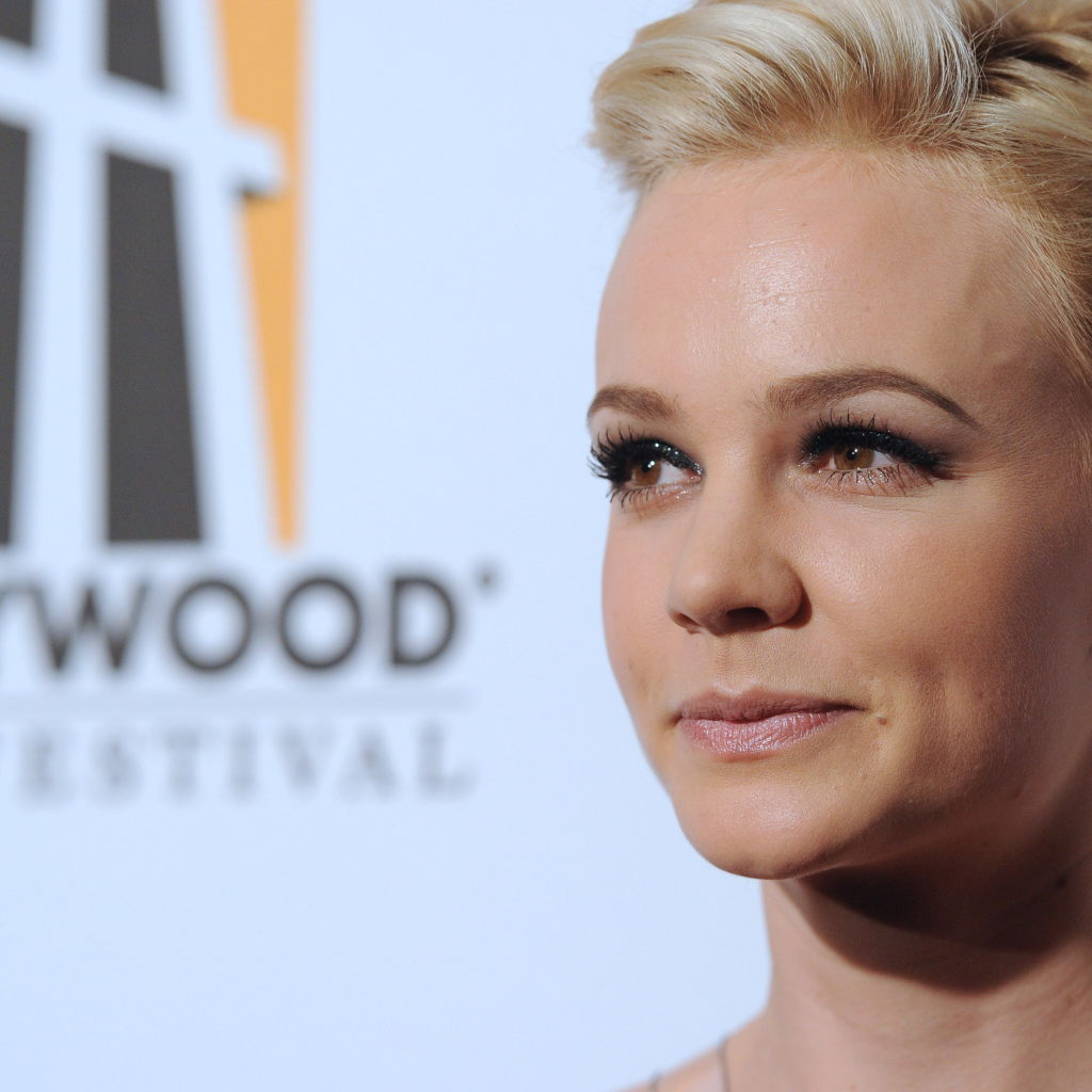 Популярная актриса Кэри Маллиган