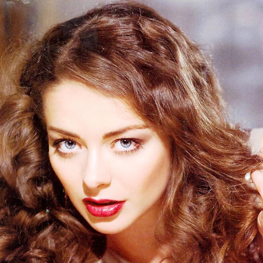 Знаменитая Марина Александрова