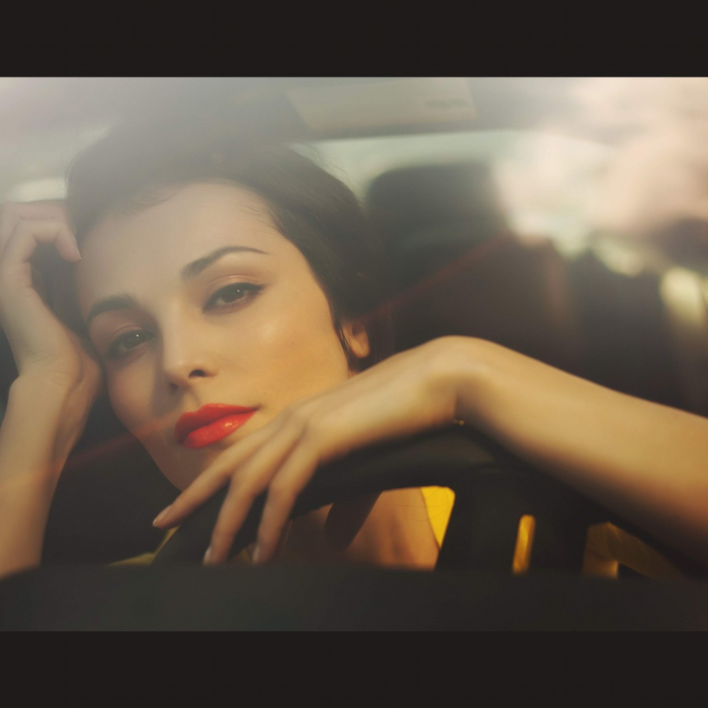 Прекрасная актриса Сати Казанова