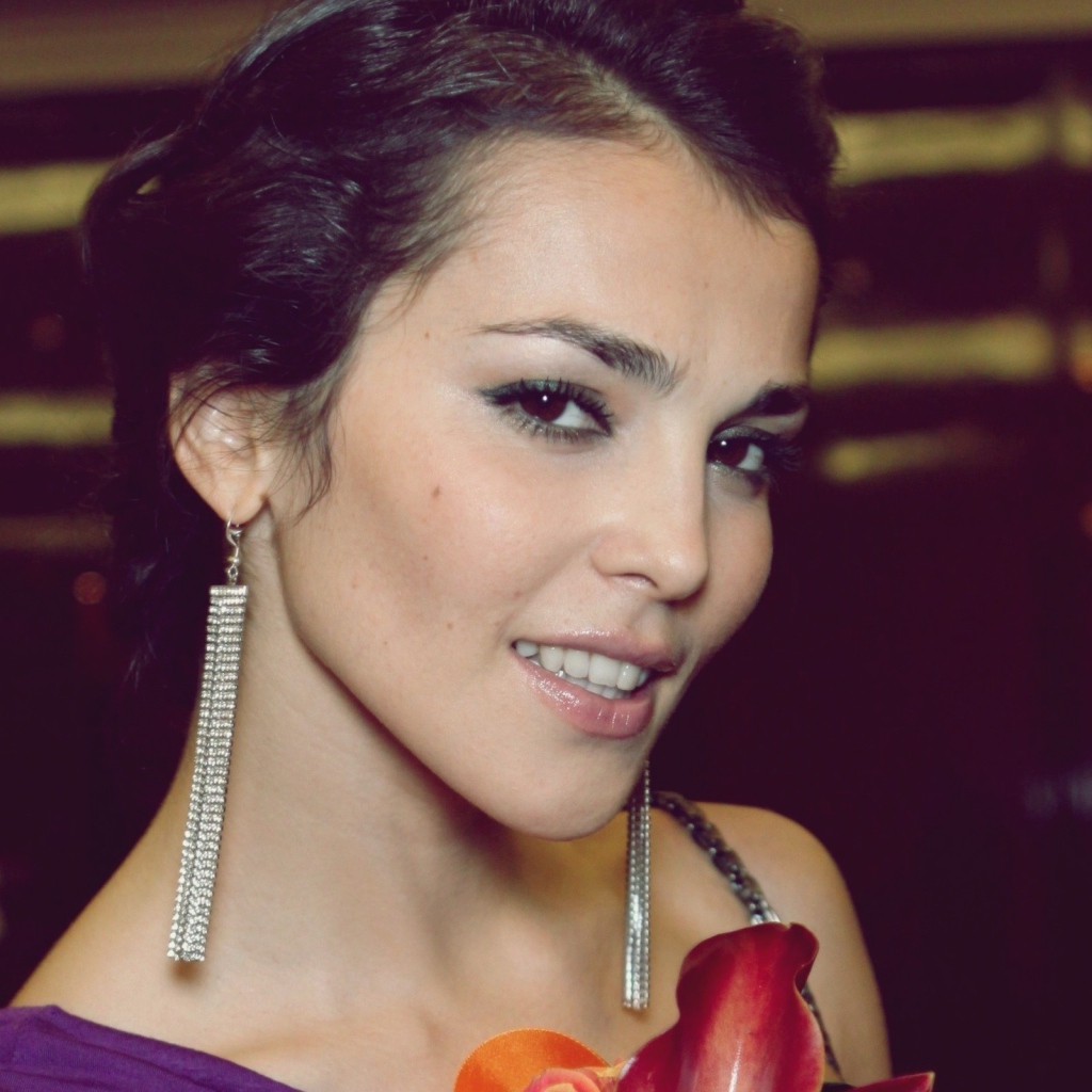 Кинозвезда Сати Казанова