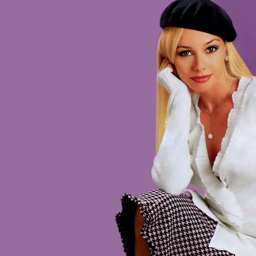 Актриса Елена Корикова