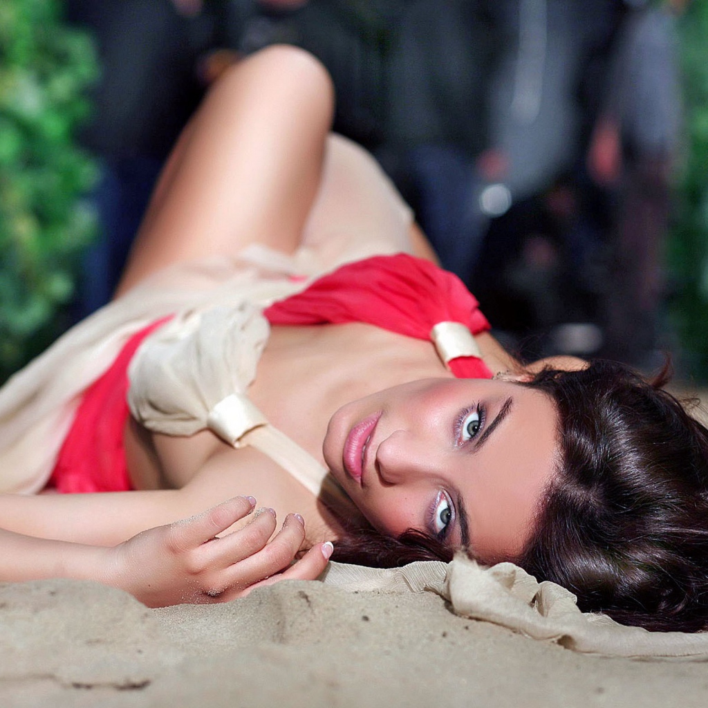 Красивая актриса Виктория Дайненко