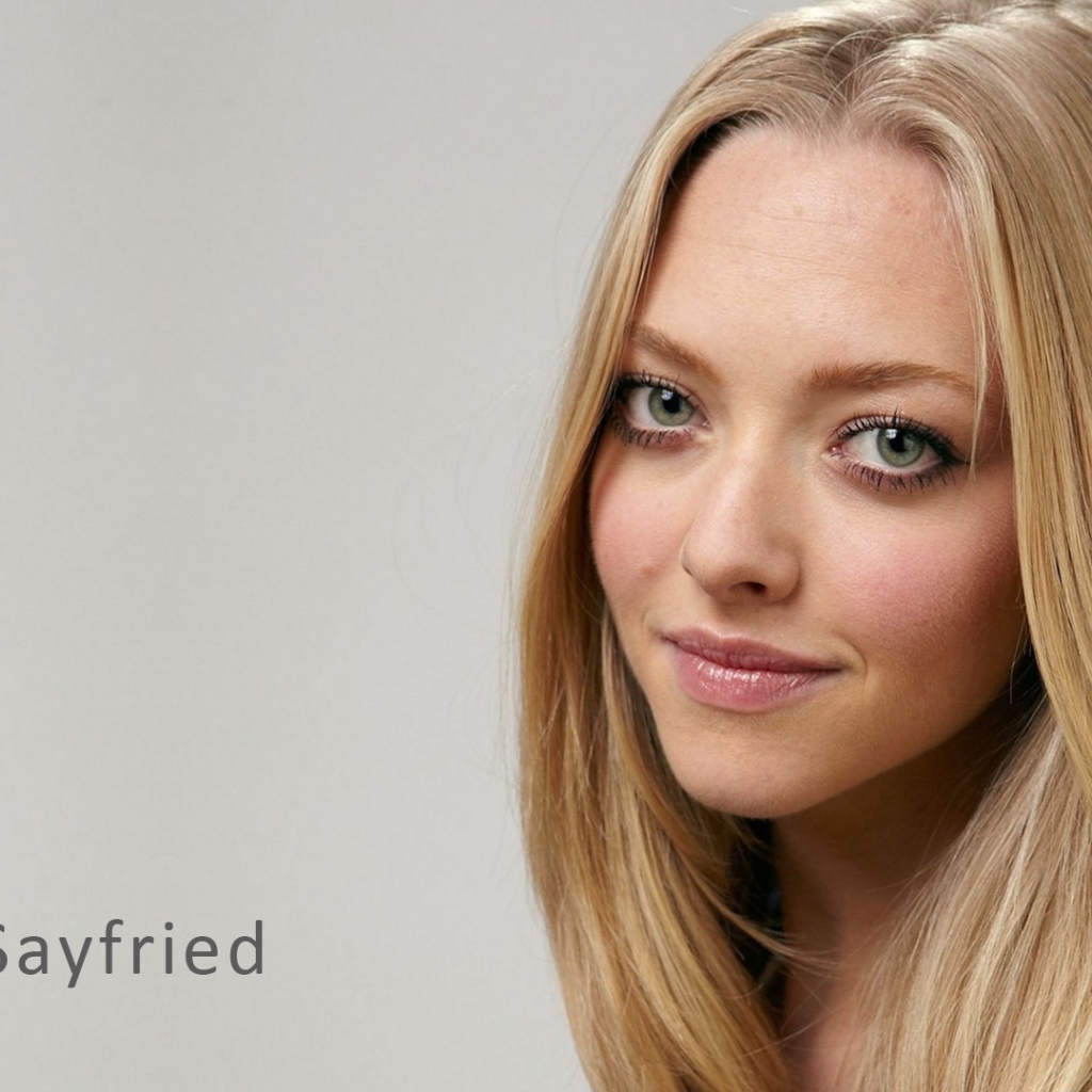 Очаровательная модель Аманда Сайфред