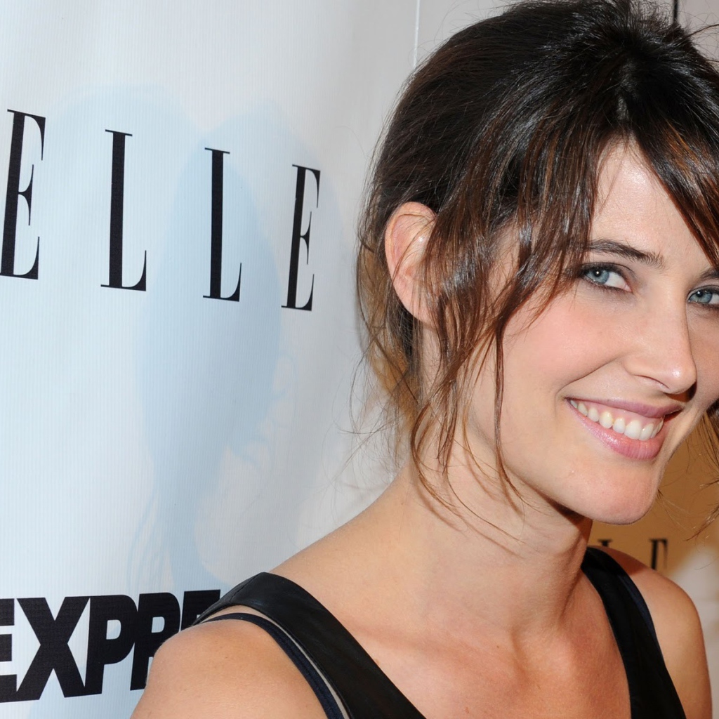 Очаровательная Коби Смолдерс