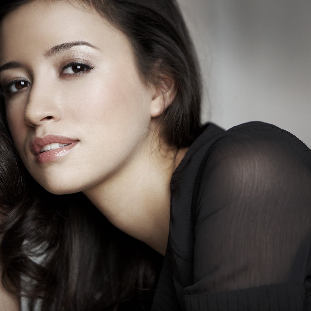 Знаменитая Кристиан Серратос