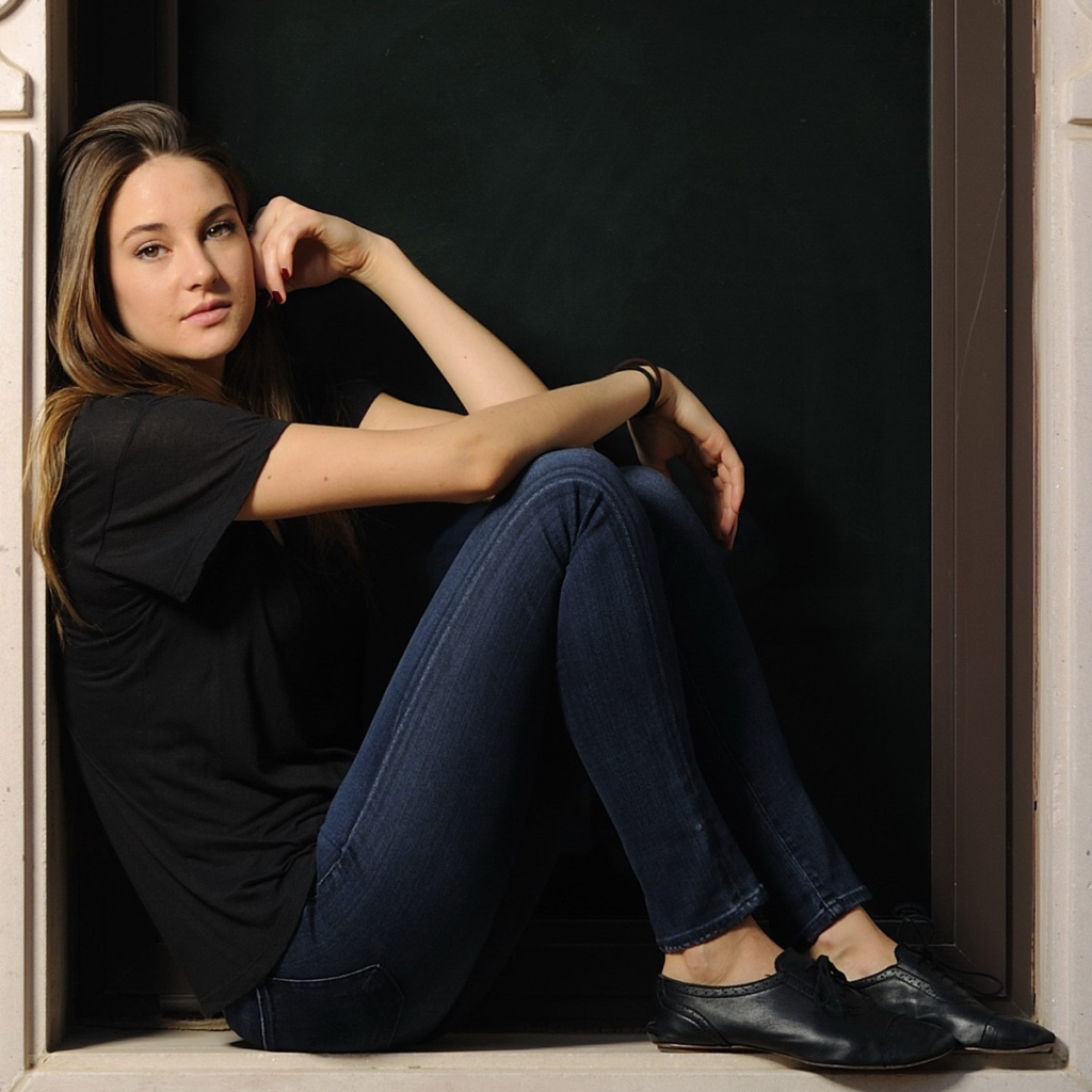 Модель Шейлин Вудли