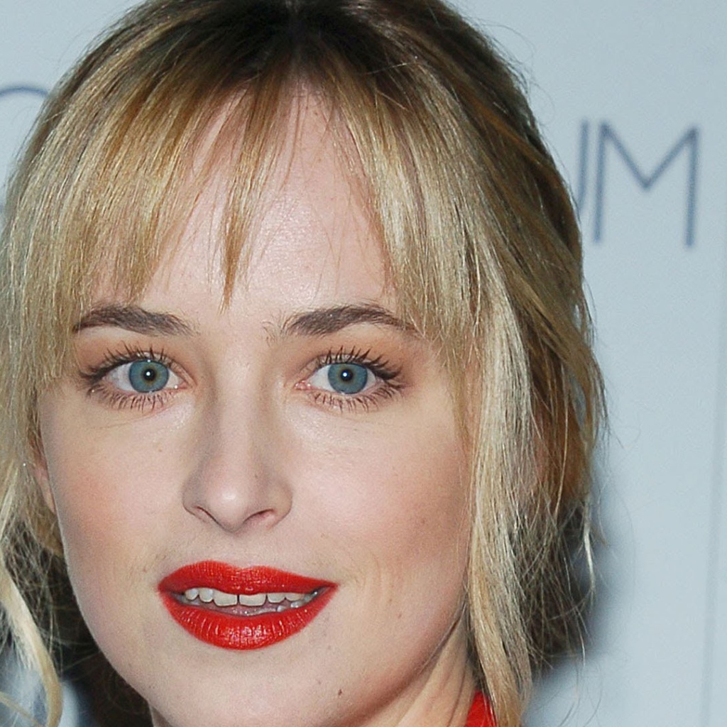 Известная модель Дакота Джонсон