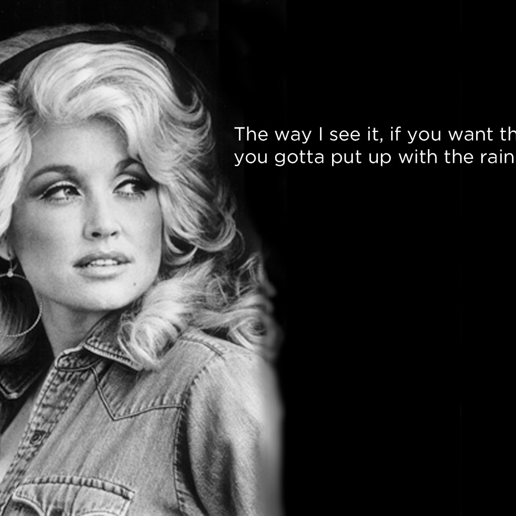 Очаровательная Долли Партон