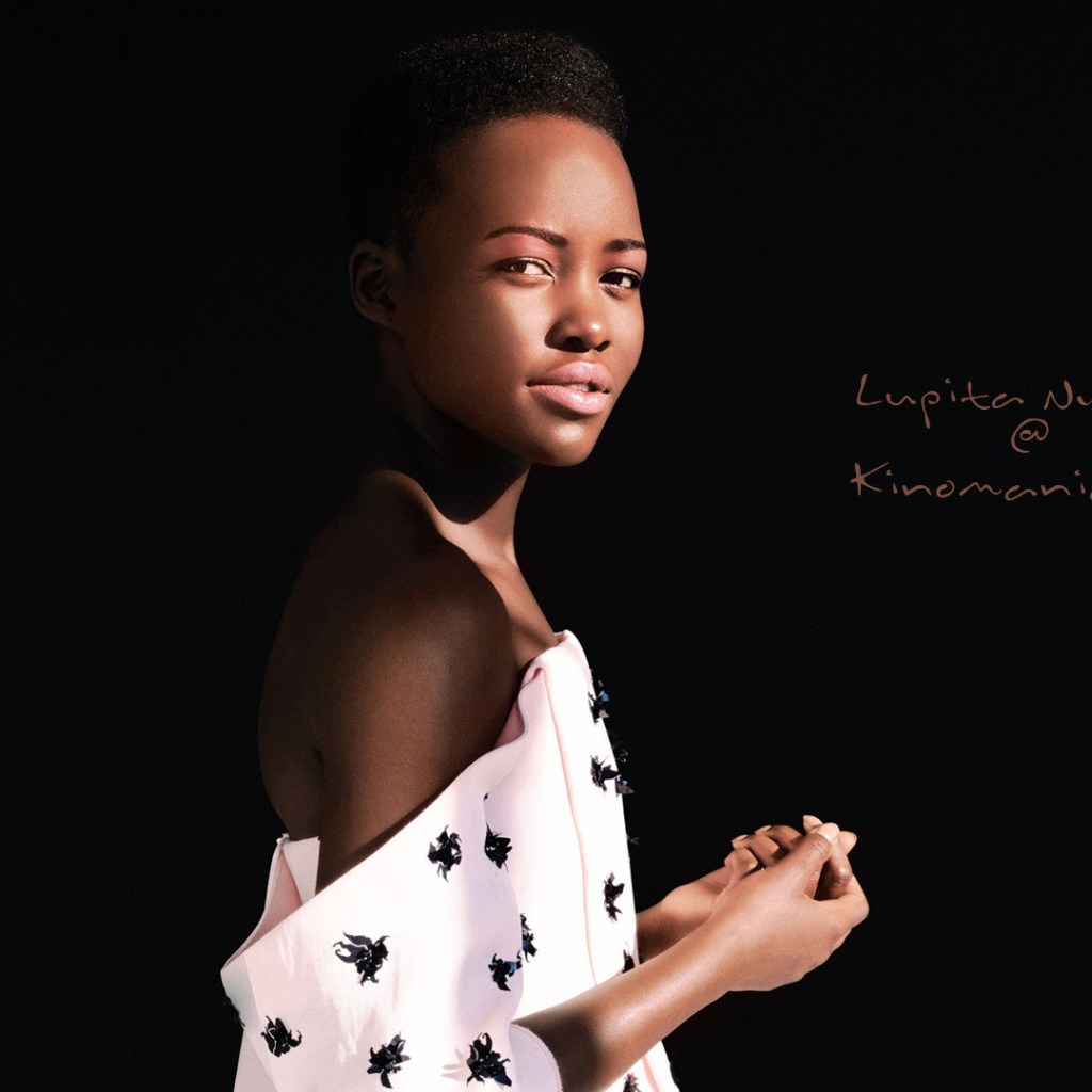 Известная звезда Лупита Нионго