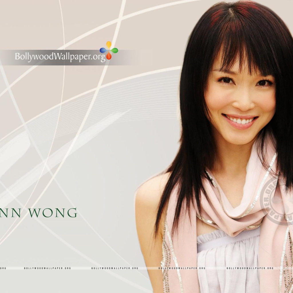 Популярная актриса Фэнн Вонг
