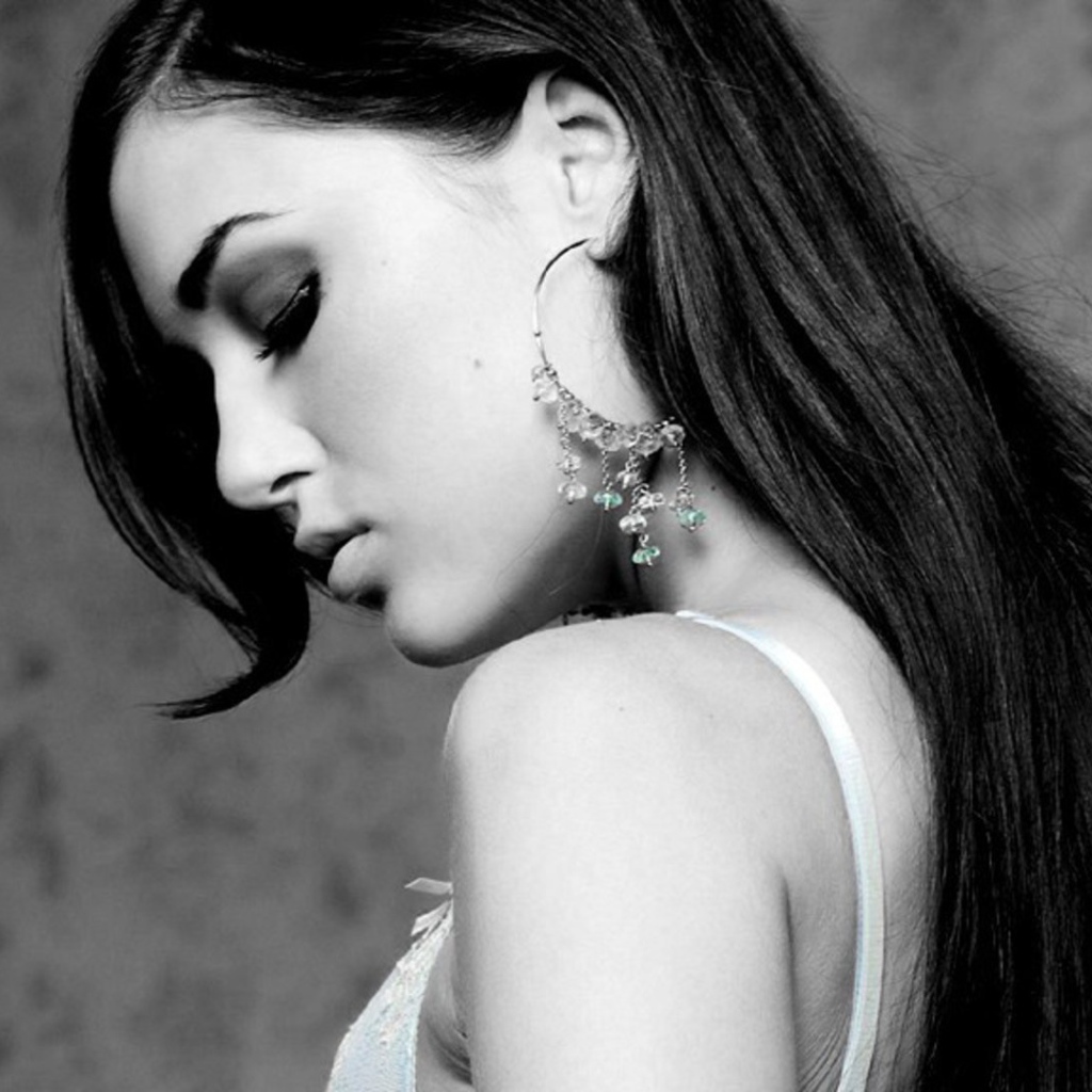 Спинка Саши Грей