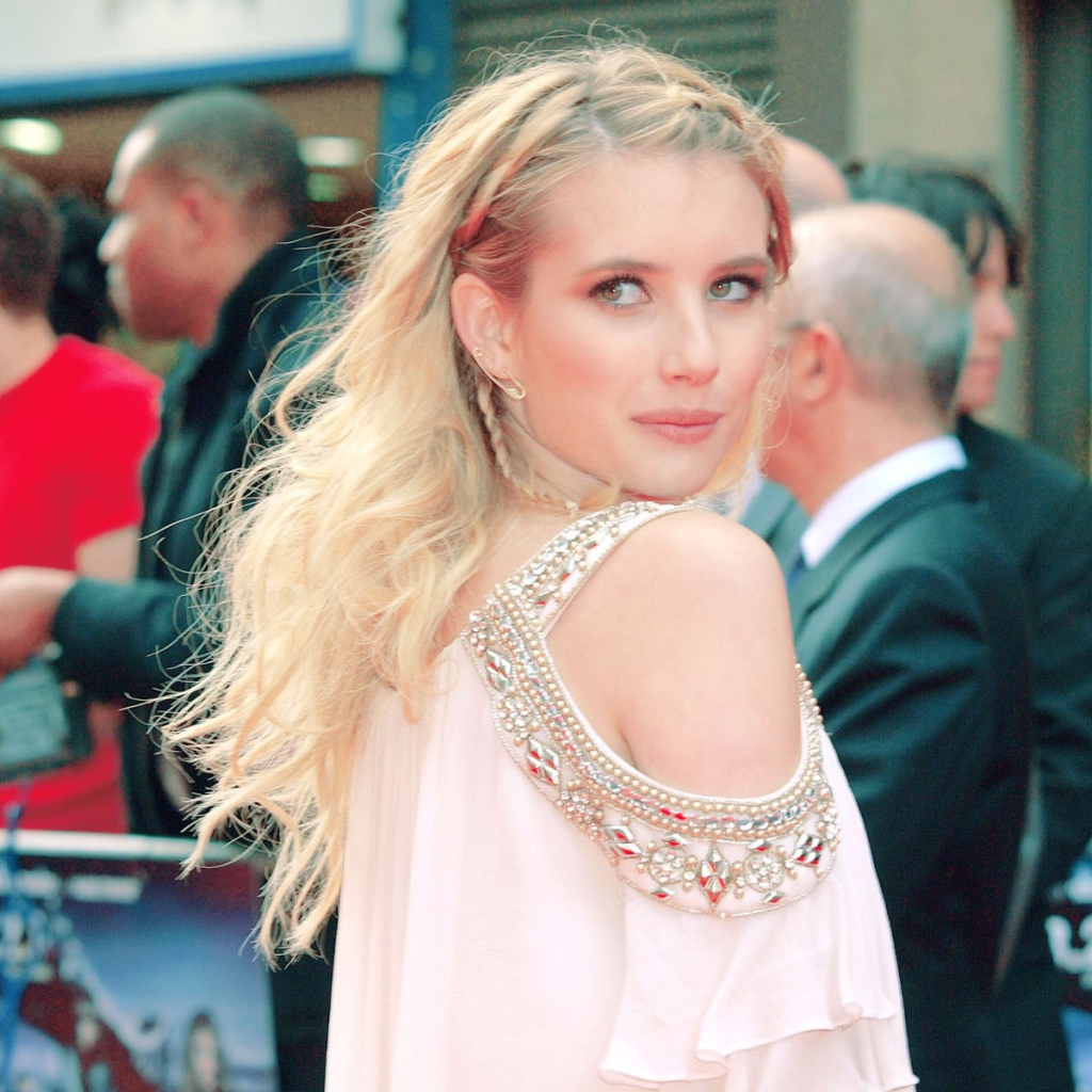 Эмма Робертс актриса