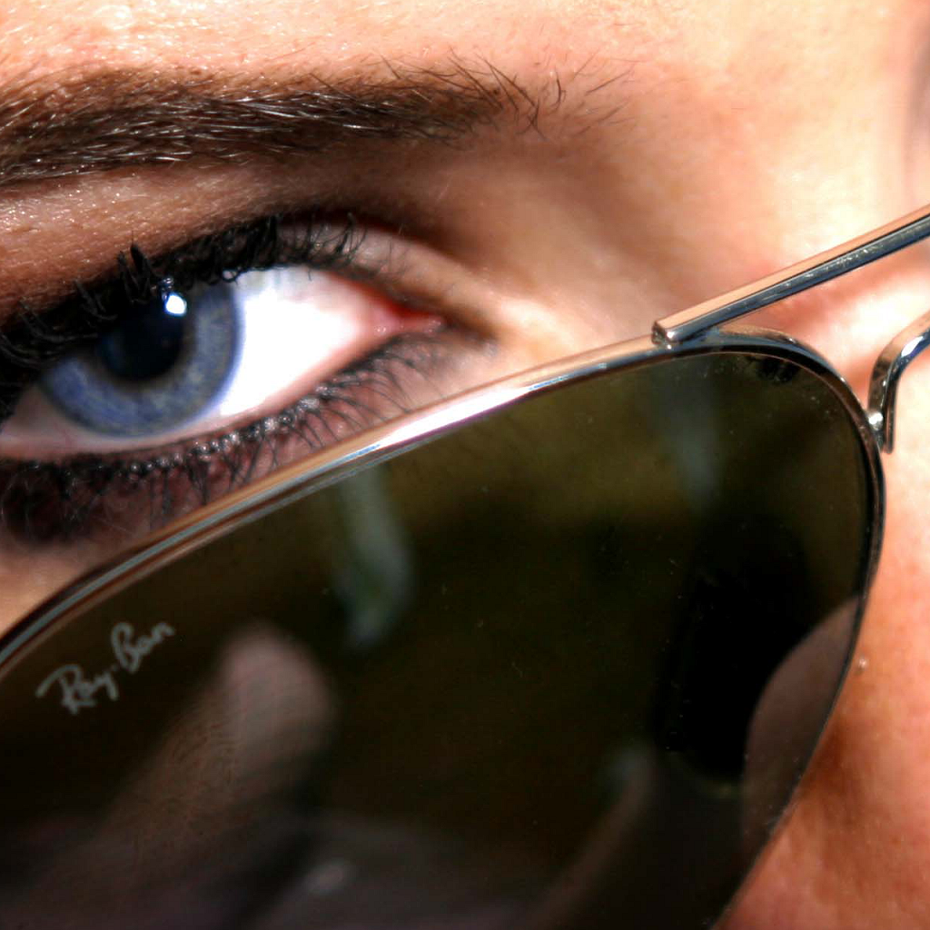 Взгляд поверх очков