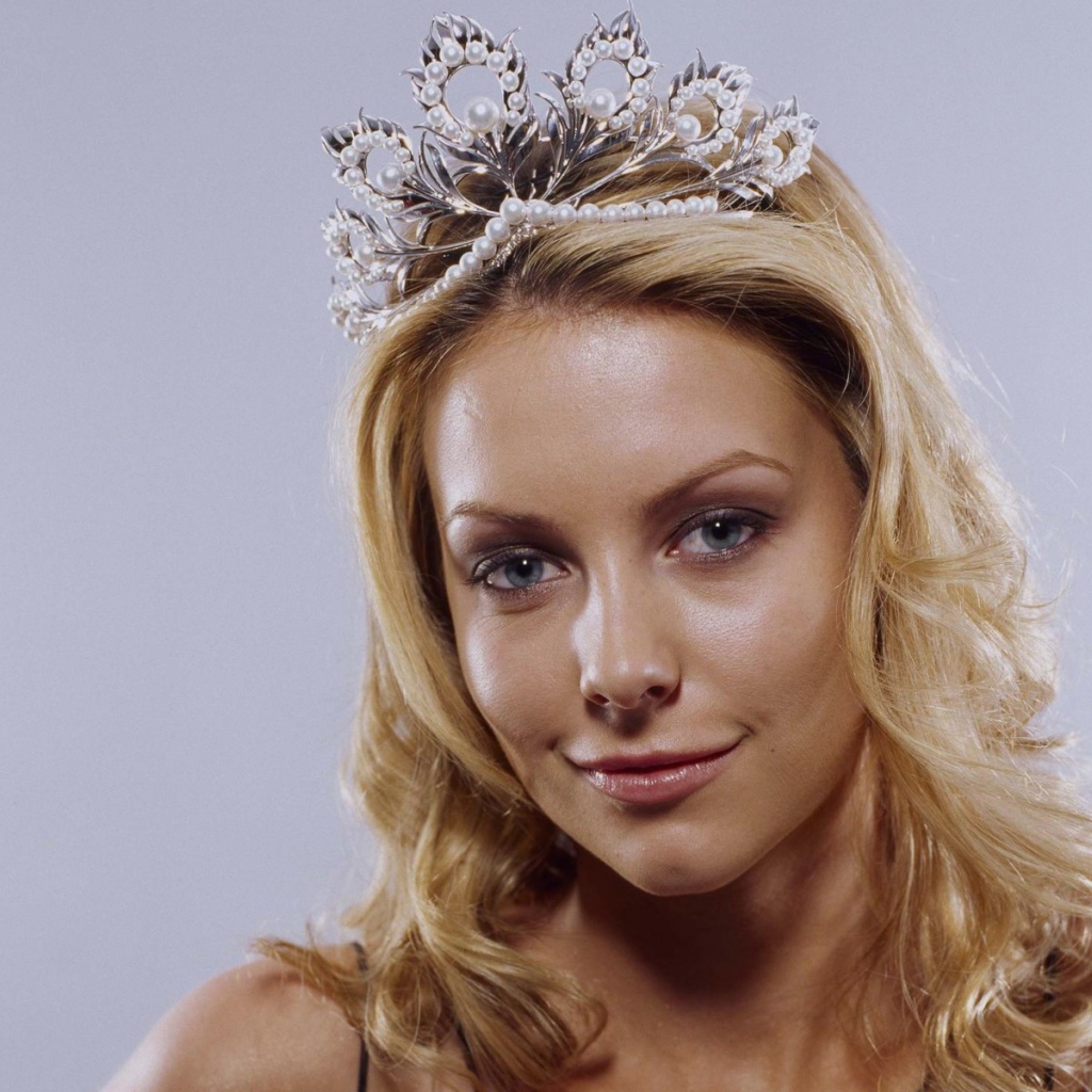 Дженифер Хавкинс модель