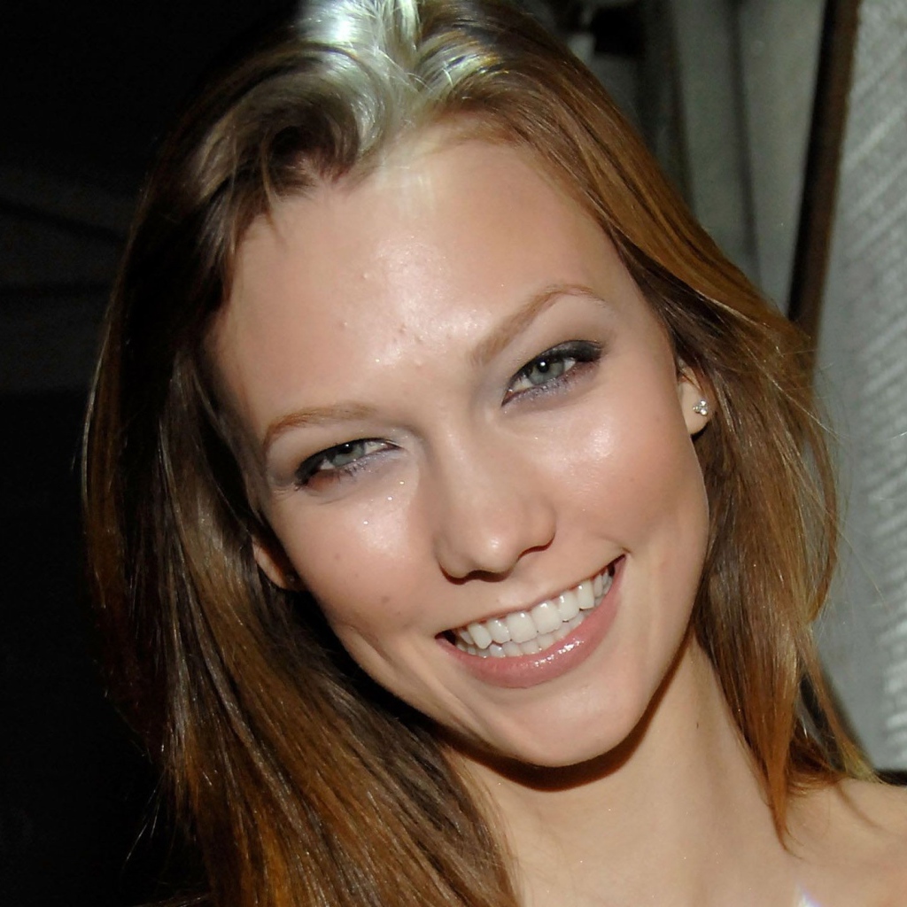 Карли Клосс модель