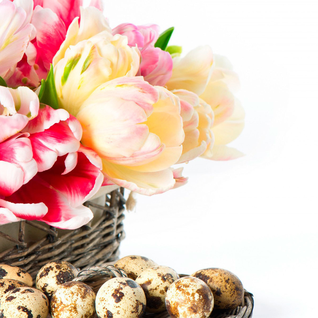 Букет в корзине на Пасху