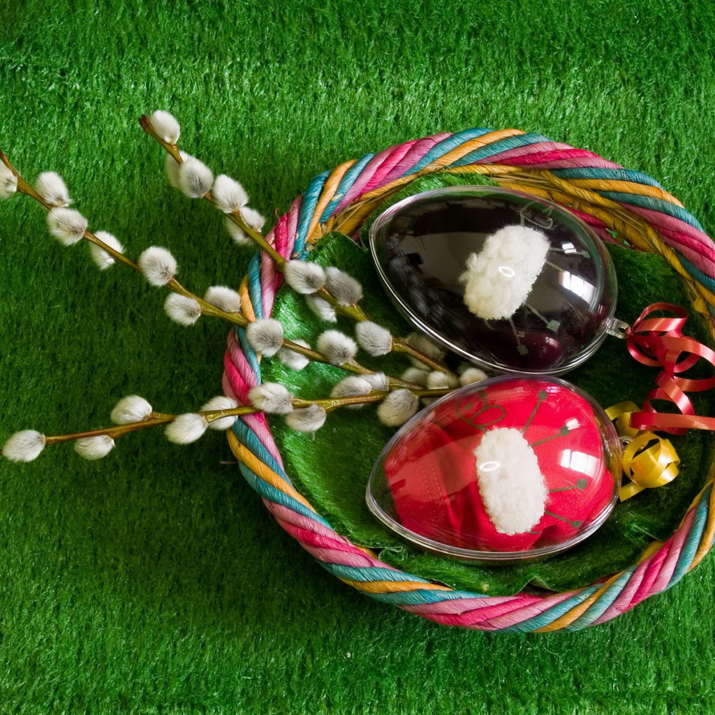 Яйца и мимоза на Пасху