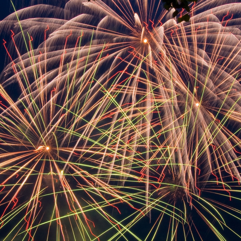 Салют в День Победы 9 мая