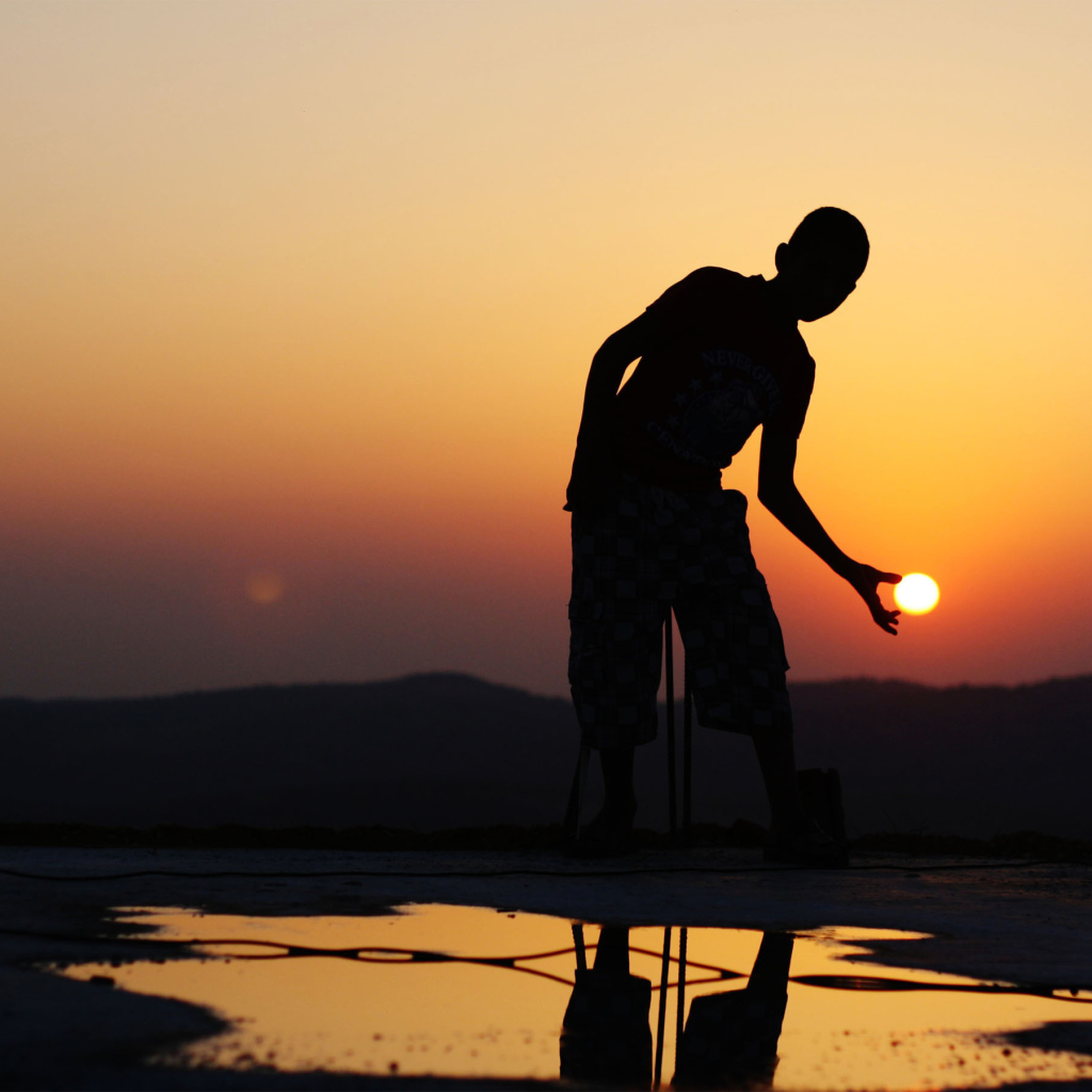 Маленький мальчик в Рамадан