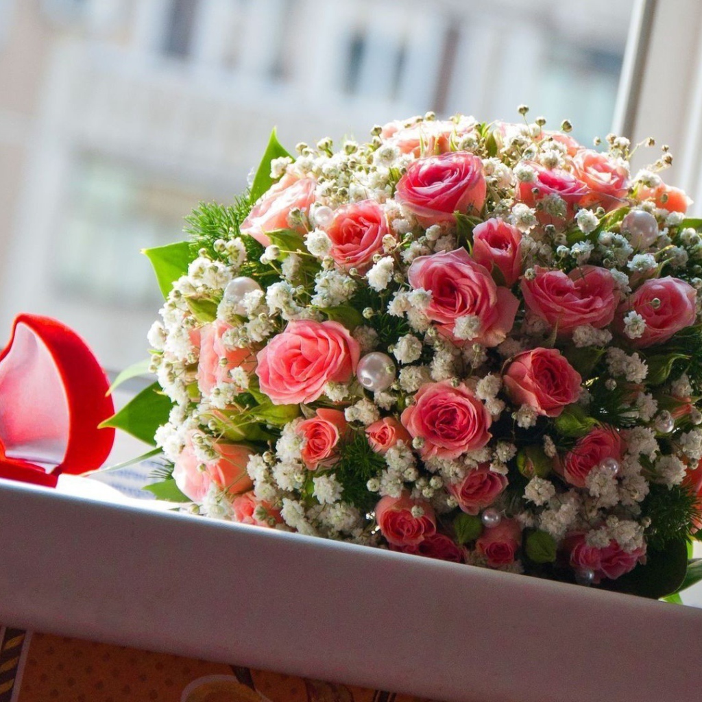 Свадебный букет и кольца