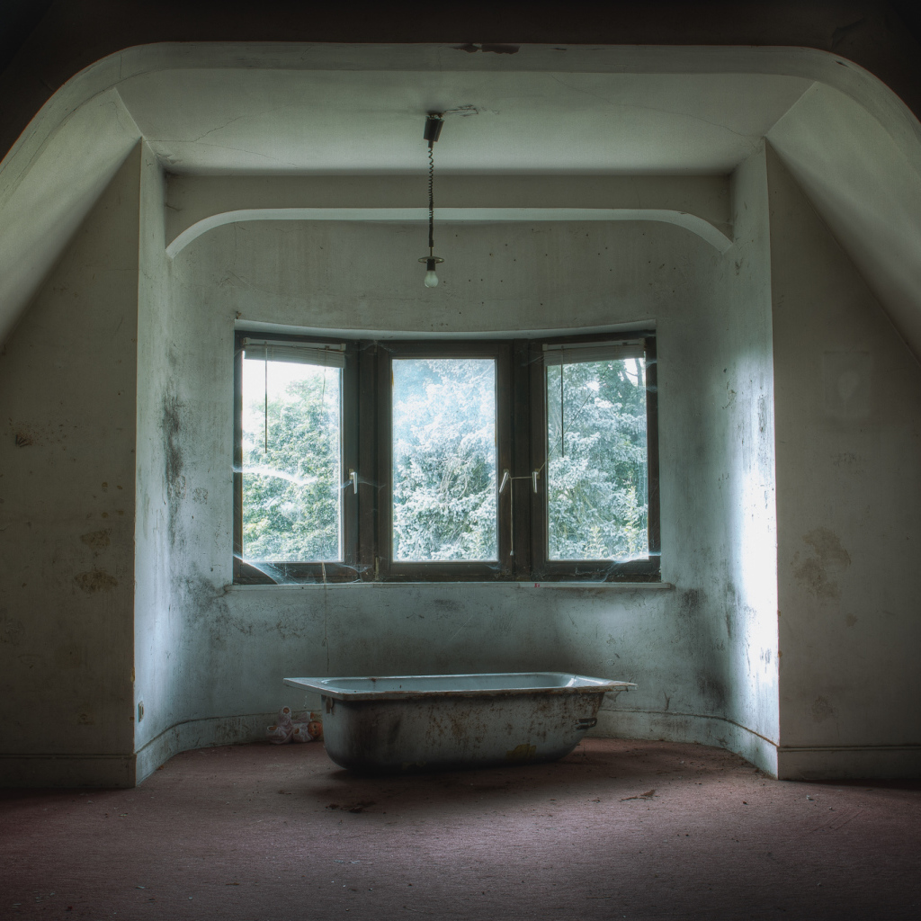 Заброшенный дом