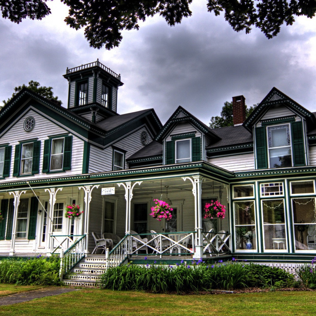 Красивый дом