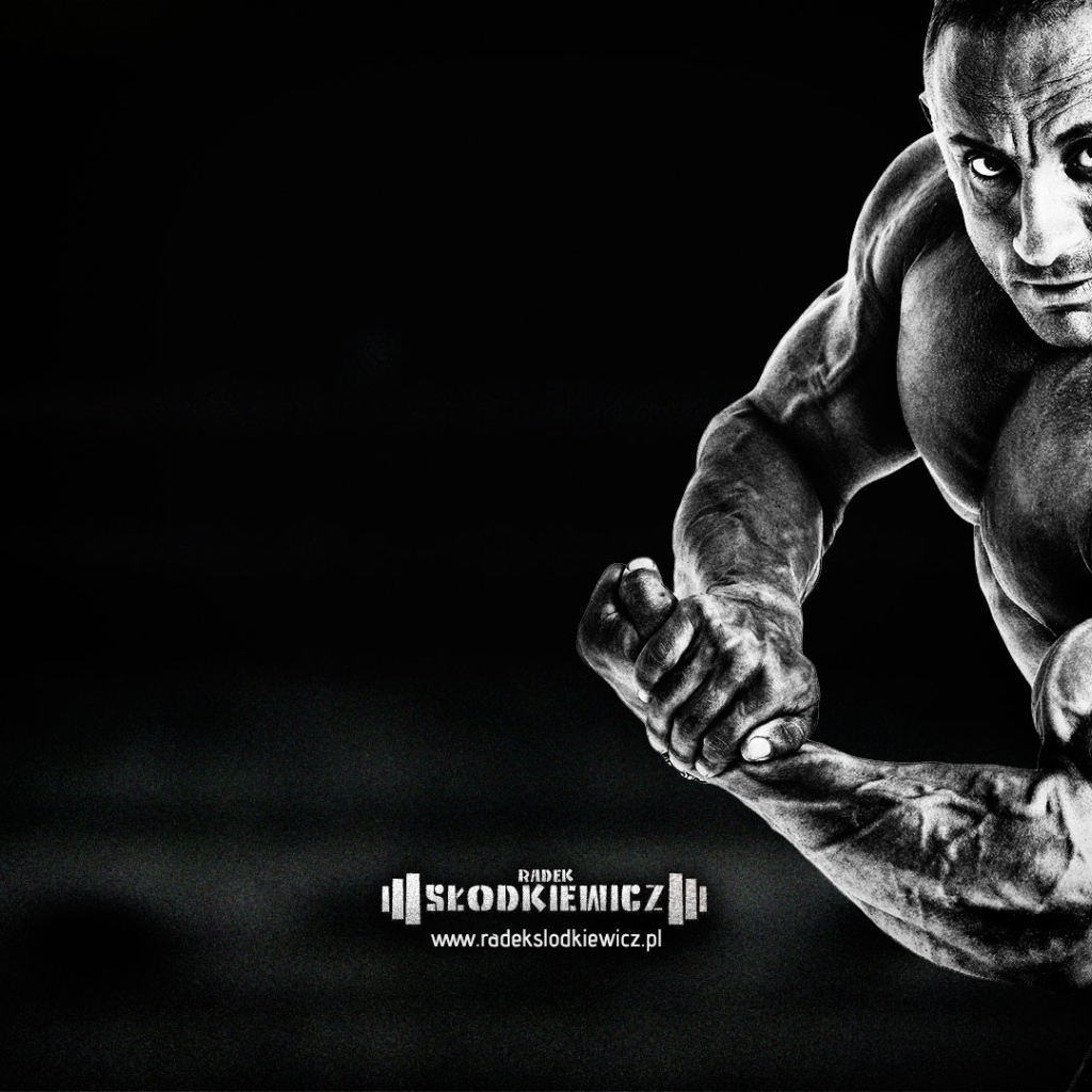 Мускулистый человек