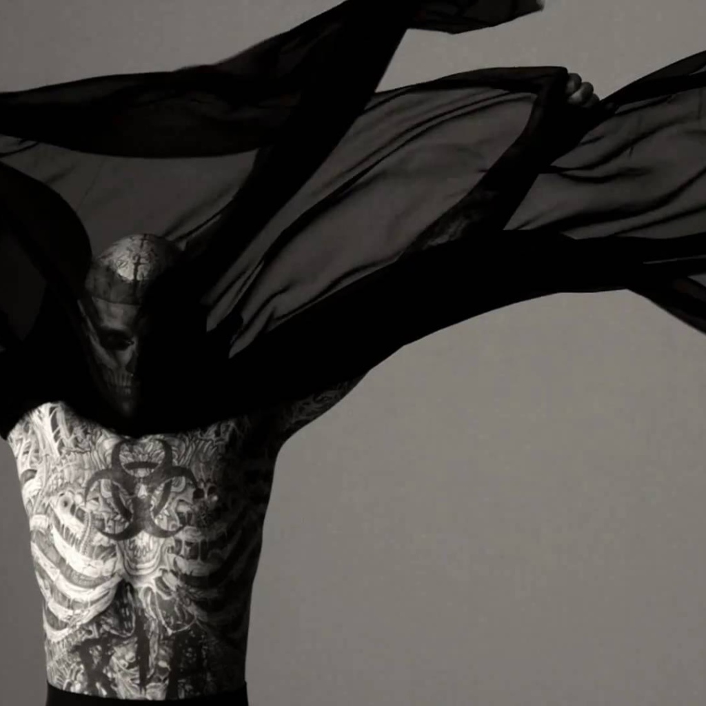 Популярная суперзвезда Рик Жене