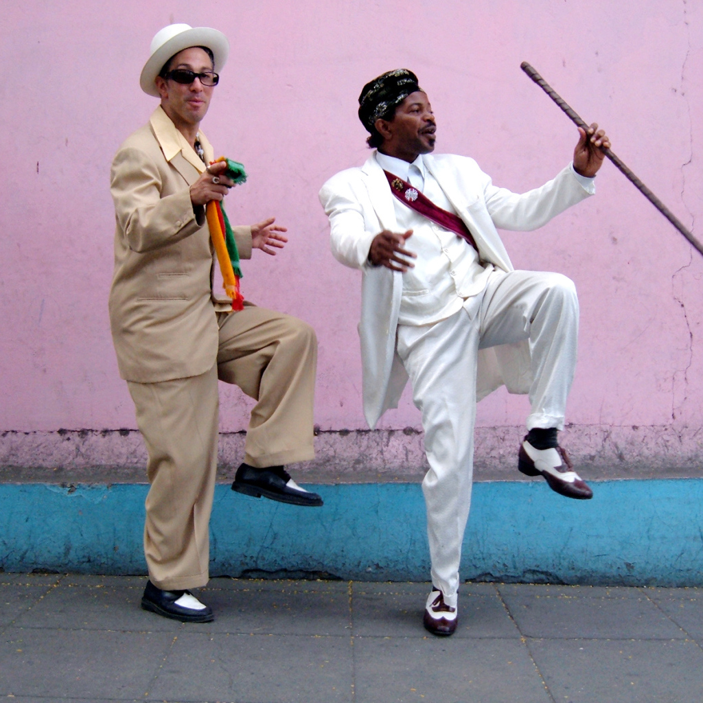 Танцуют степ