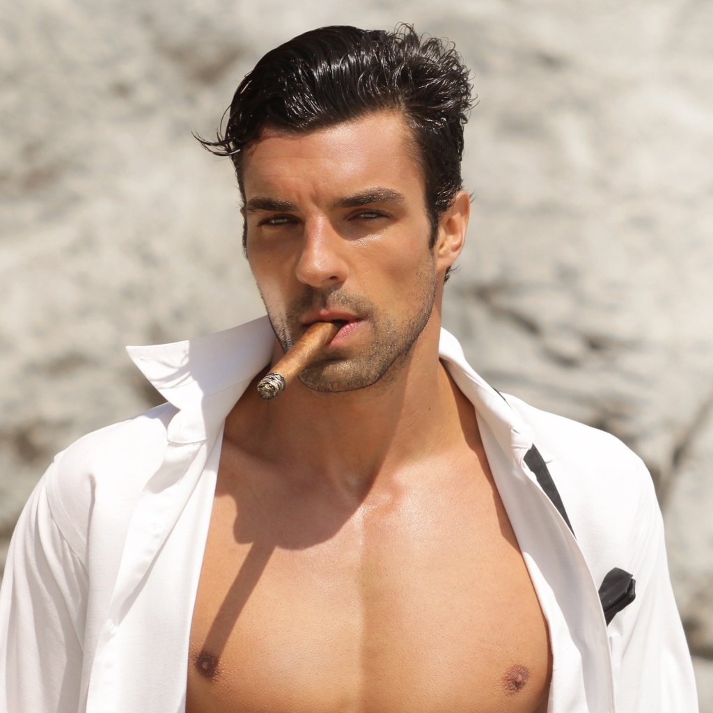 Парень с сигарой