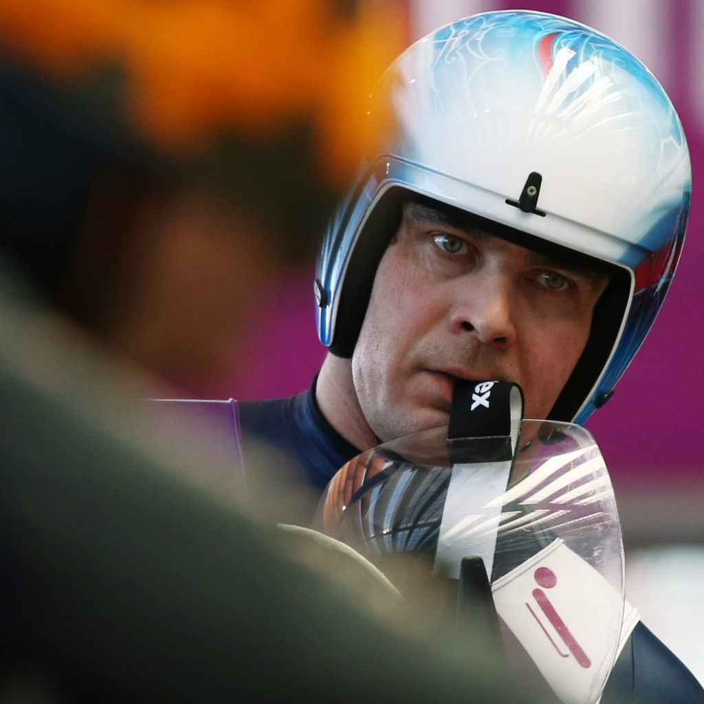 Популярный Альберт Демченко