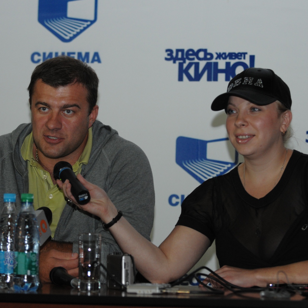 Известный актер Михаил Пореченков