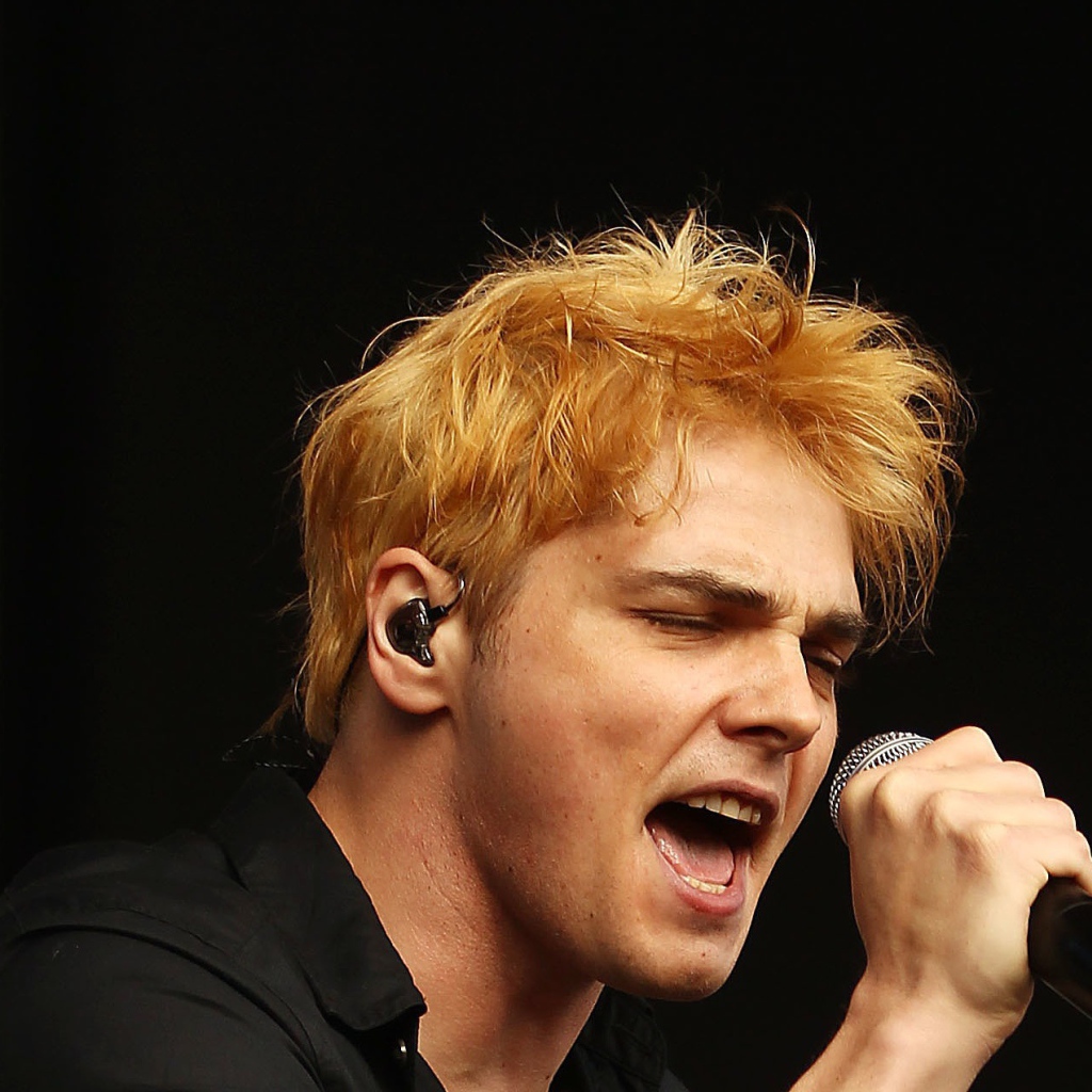 Знаменитый Джерард Уэй