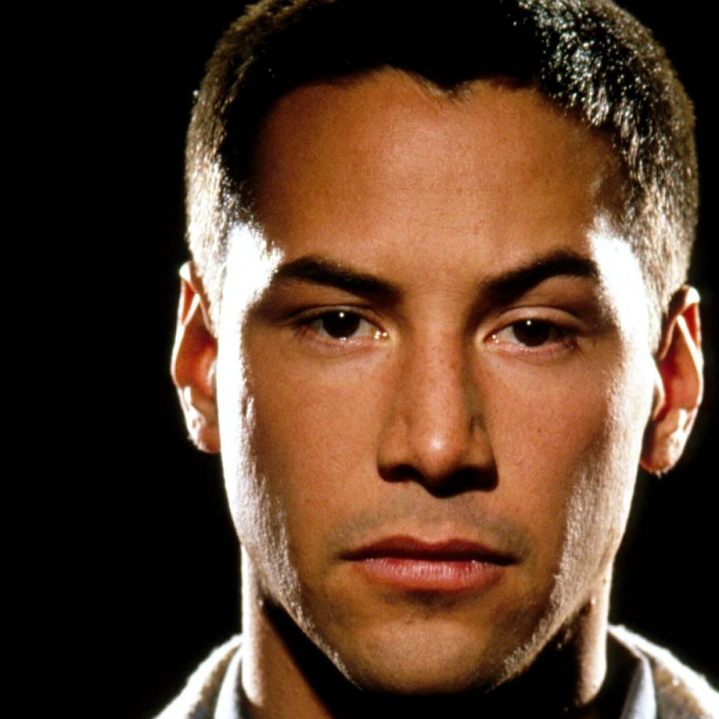 Актер Киану Ривз из фильма Матрица
