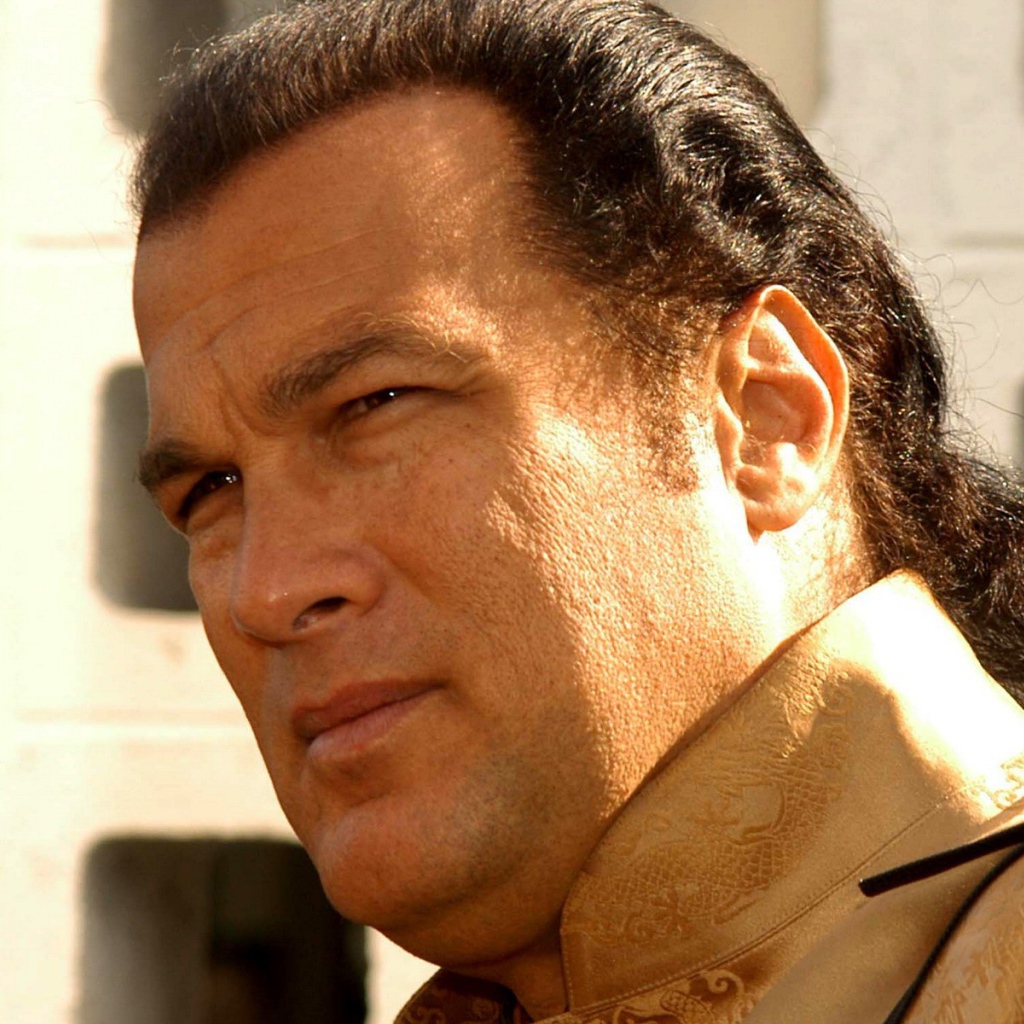 Актер Стивен Сигал