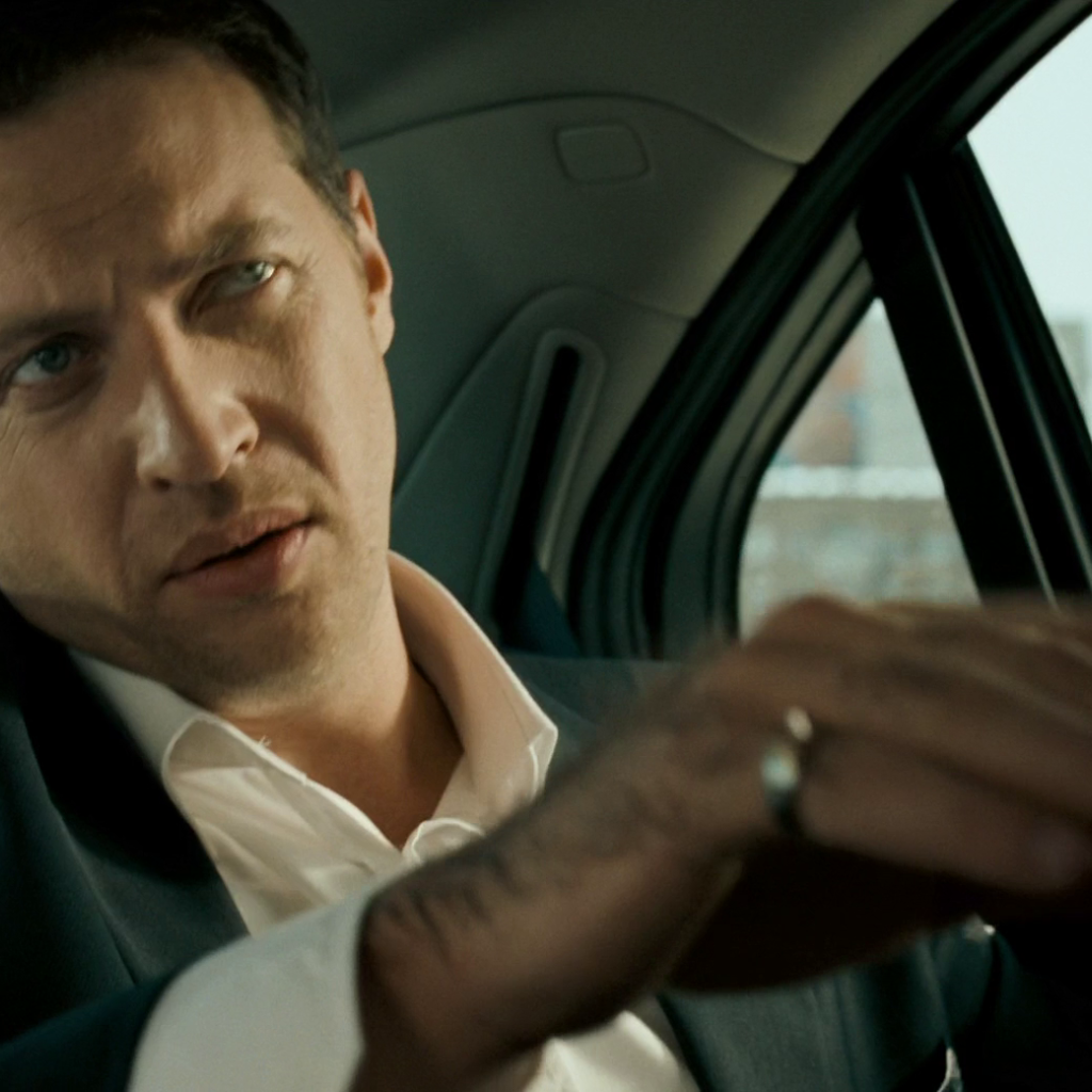 Известный Кирилл Сафонов