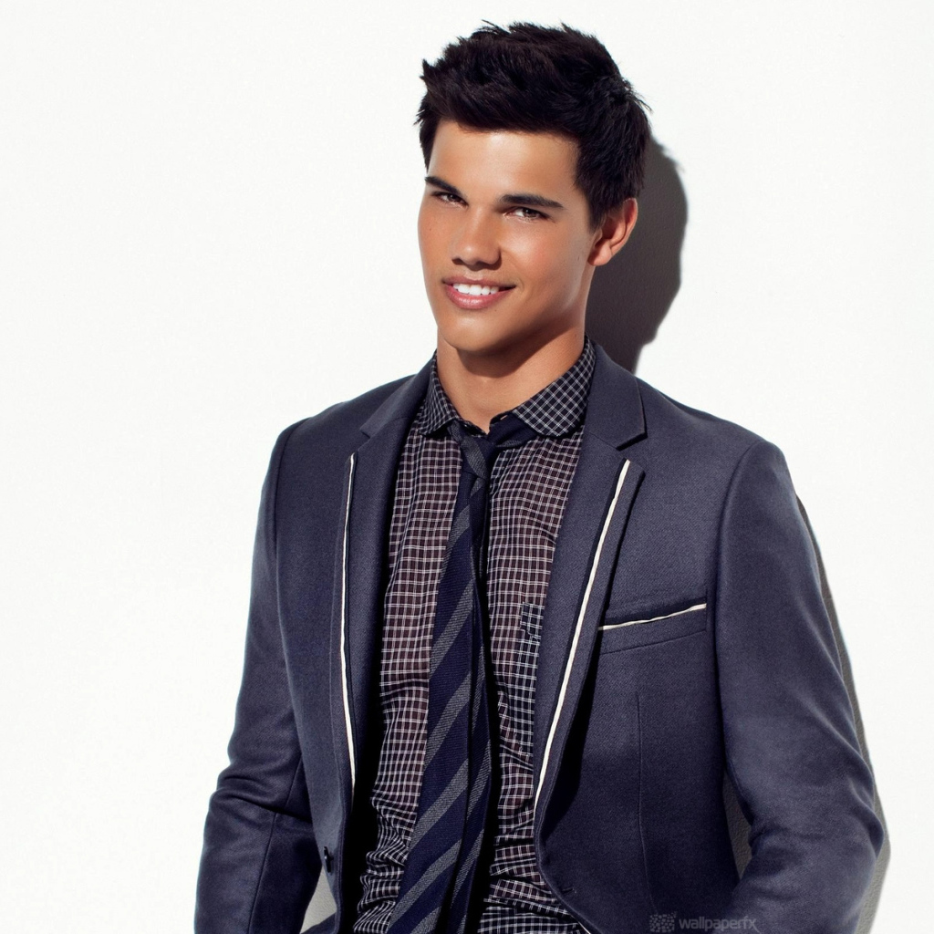 Известный Тейлор Лотнер