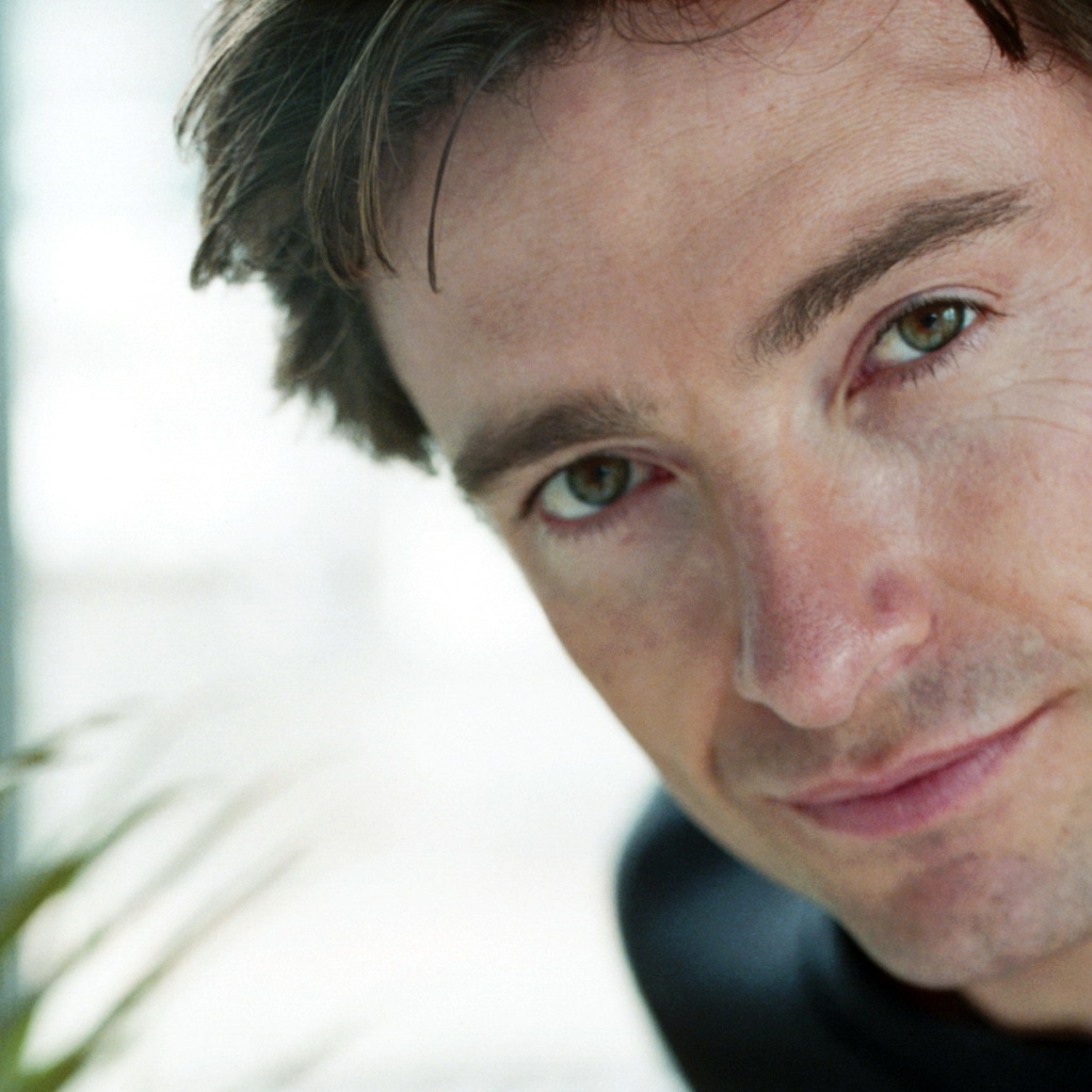 Хью Джекман крупным планом