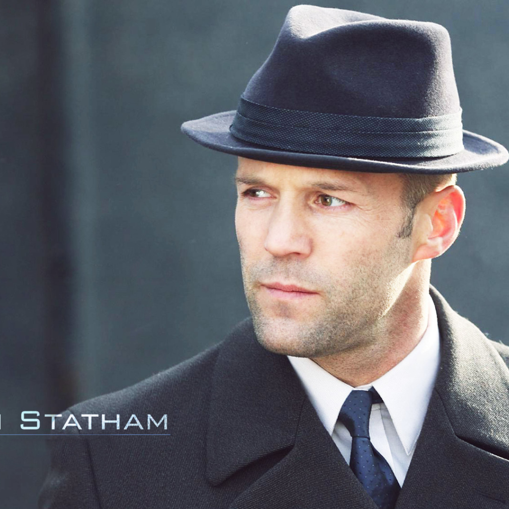 Джейсон Стейтен в черной шляпе