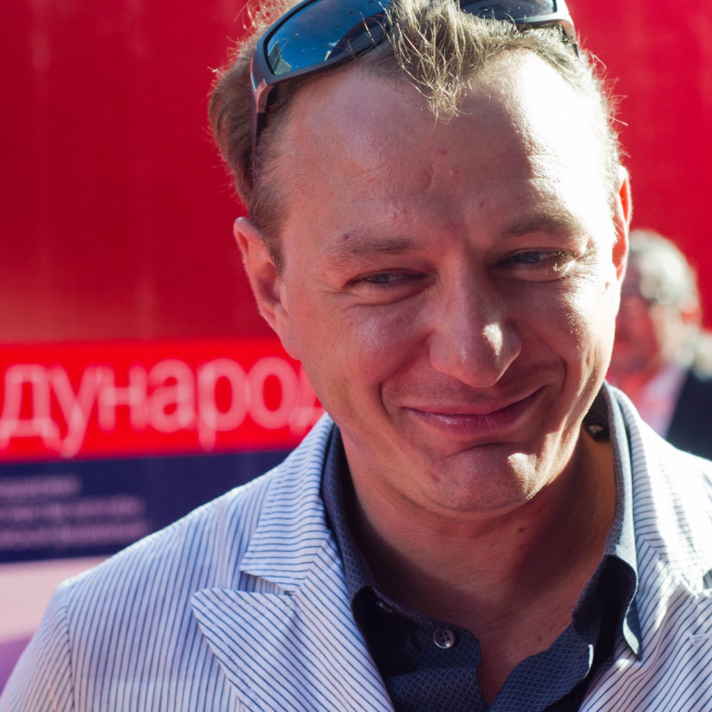 Кино актер Марат Башаров