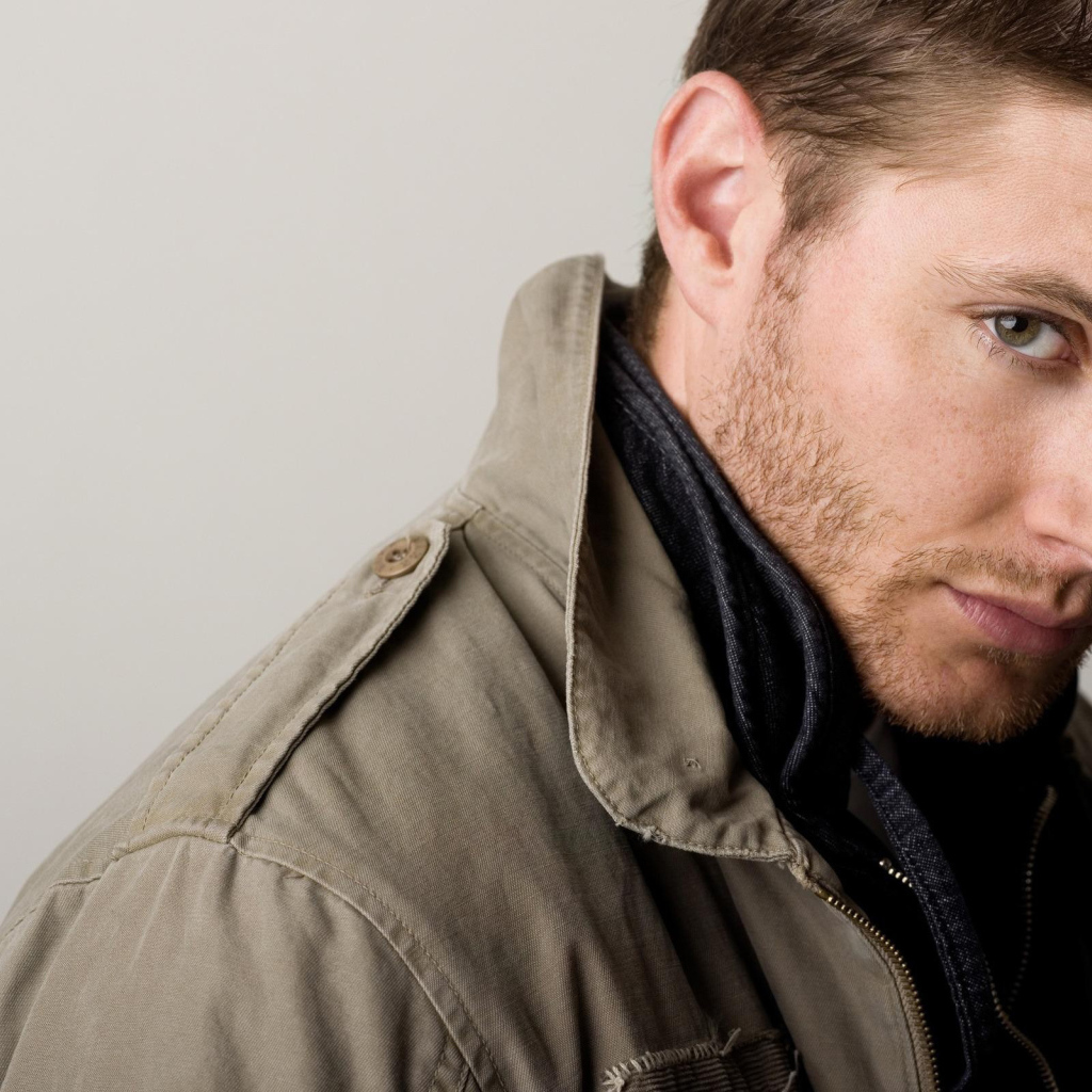 Популярный Актер Дженсен Эклс