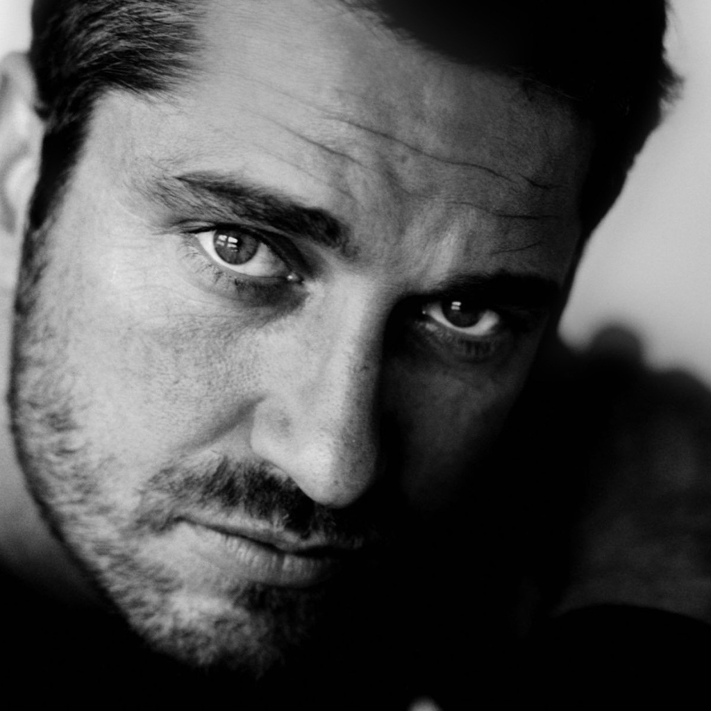 Популярный Джерард Батлер