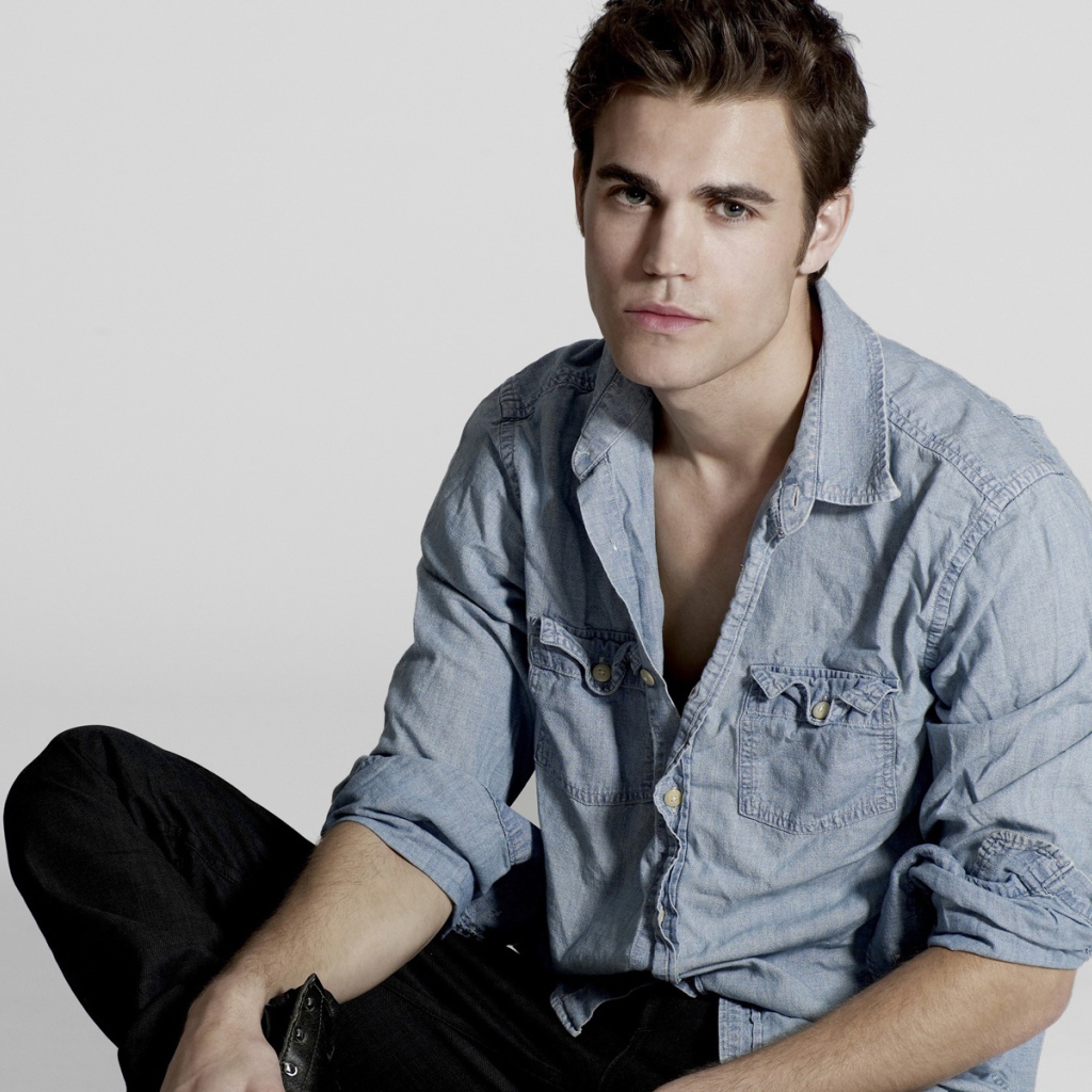 Популярный актер Пол Уэсли